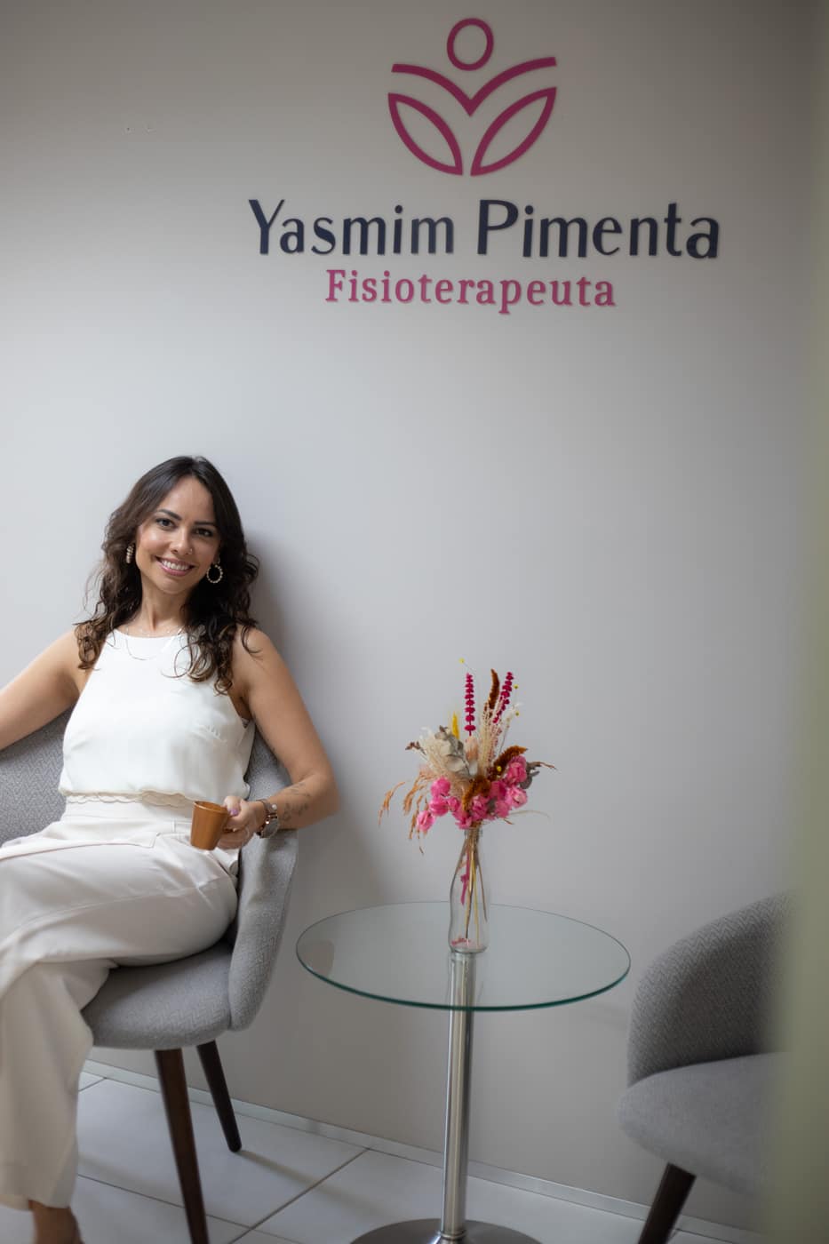 Yasmim Pimenta no consultório